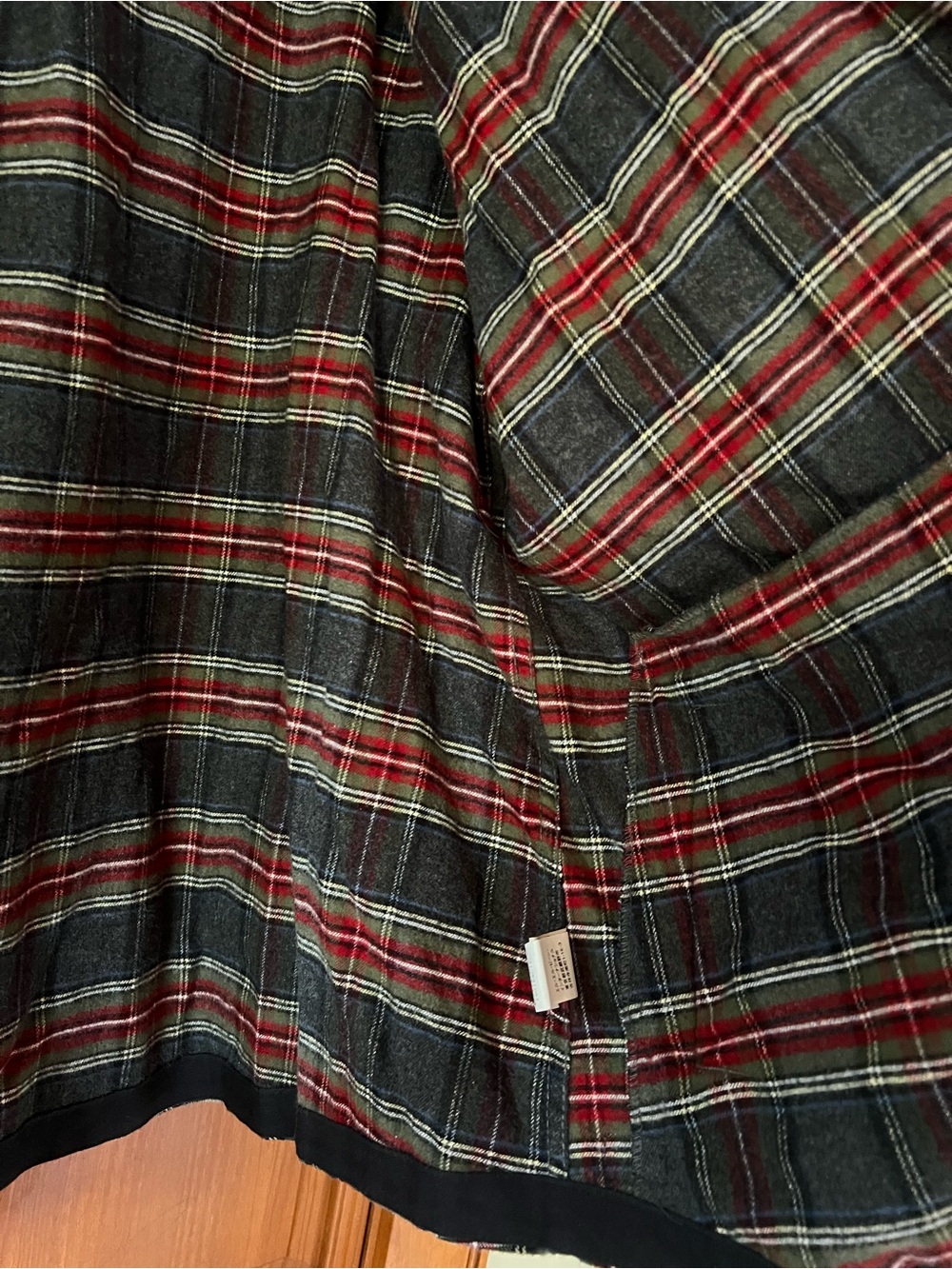 L.L. Bean Women's Plus Hooded Plaid Zip Jacket in Gray Stewart Flannel - Picture 7 of 11